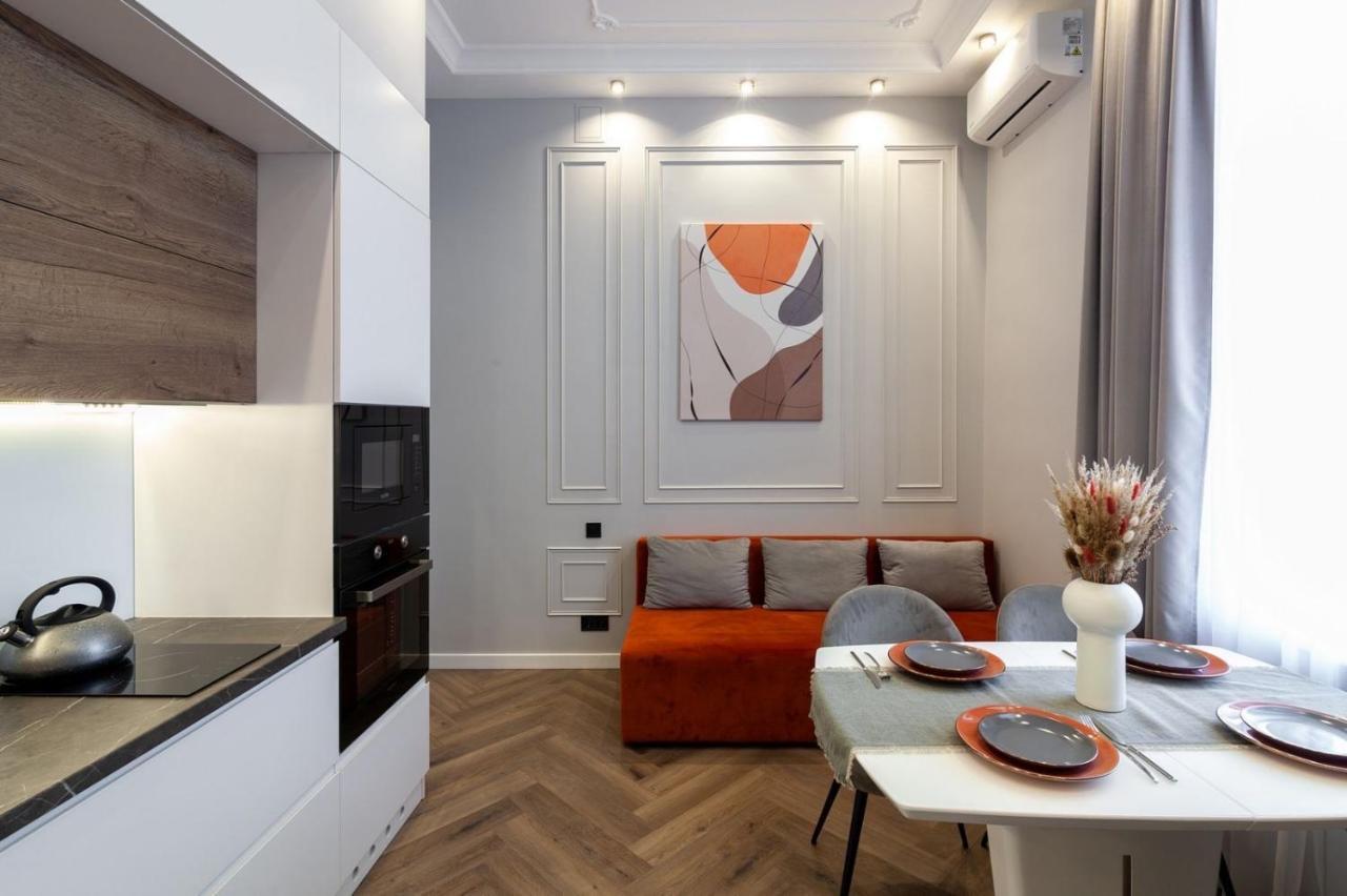 Кості Левицького 11 Lviv Eksteriør billede